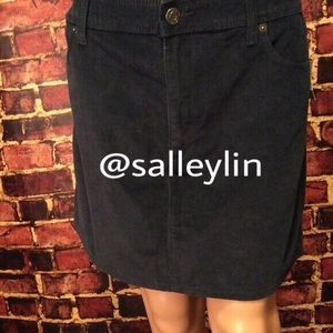 🔵Gap Stretch Corduroy Mini Skirt